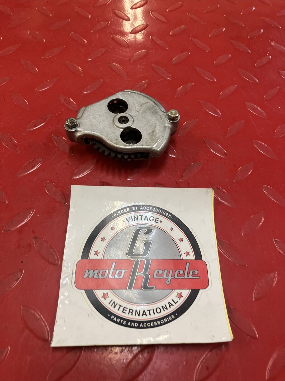Honda XR80R 1986 oil pump