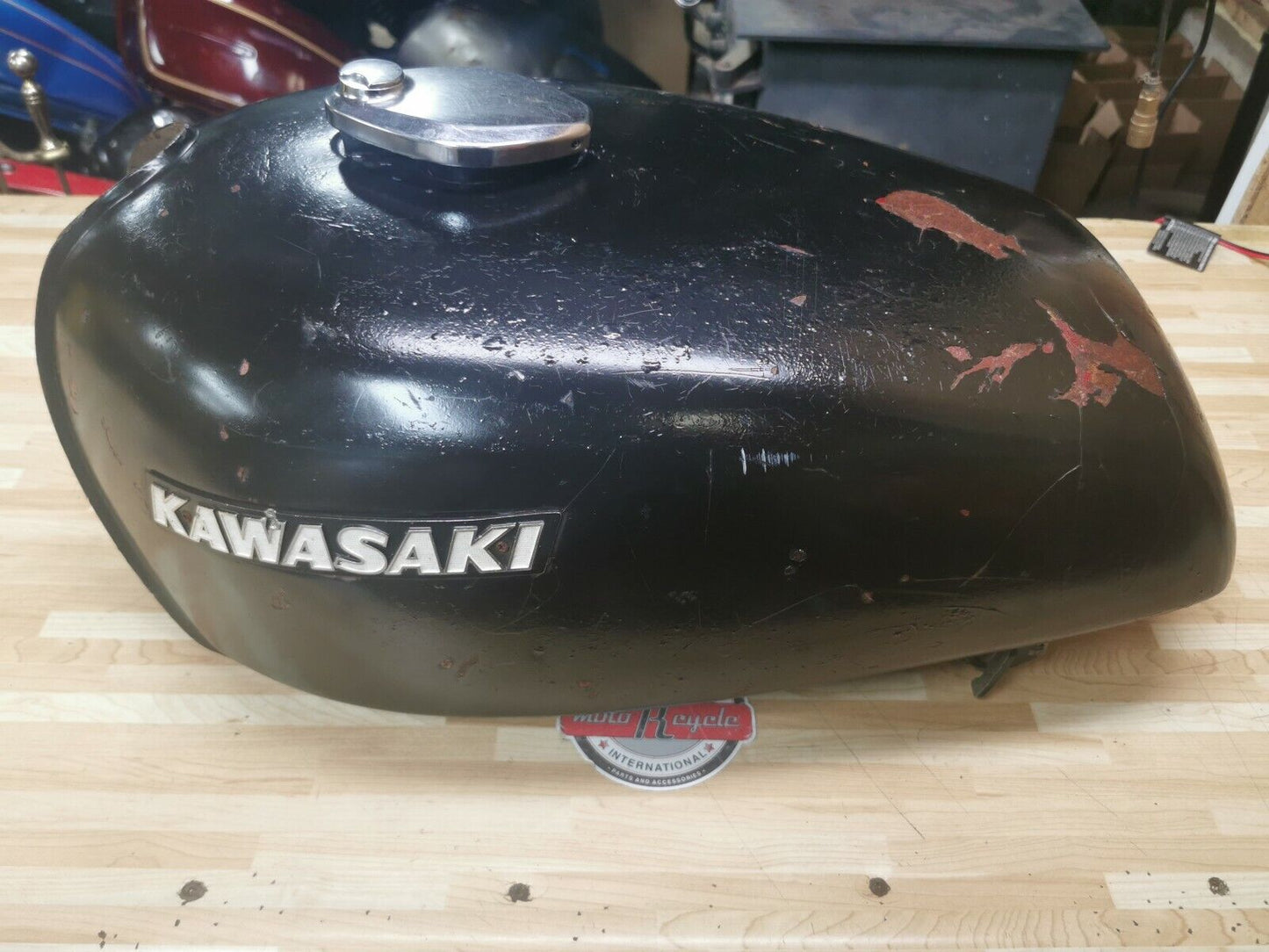 Kawasaki KZ650 C KZ650 Custom 1979 fuel tank gas petrol reservoir 1978 1977 .