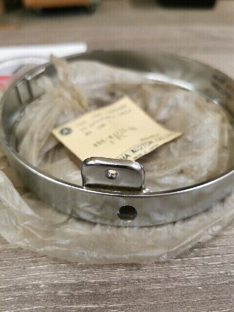 NOS YAMAHA DT100 DT125 DT250 DT400 XT500 RIM HEAD LAMP 498-84115-60-00 Y191