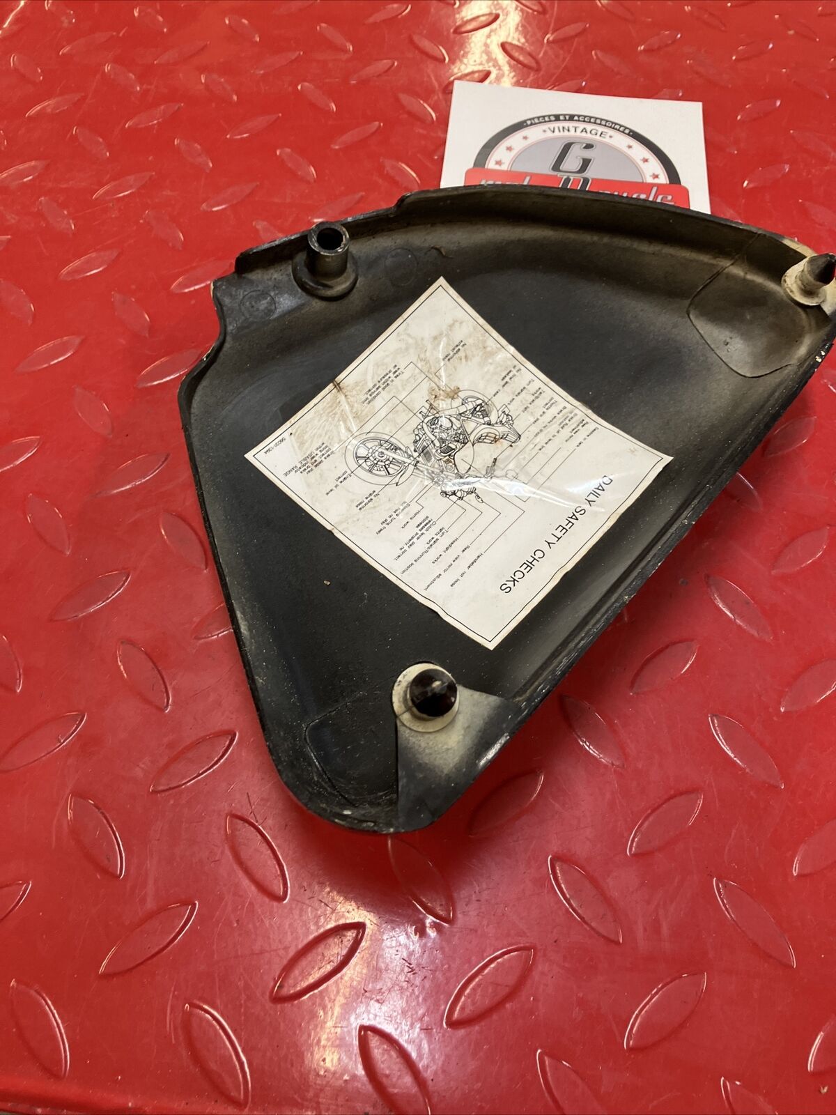 Kawasaki VN750 1986 Vulcan 750 left side cover panel fairing