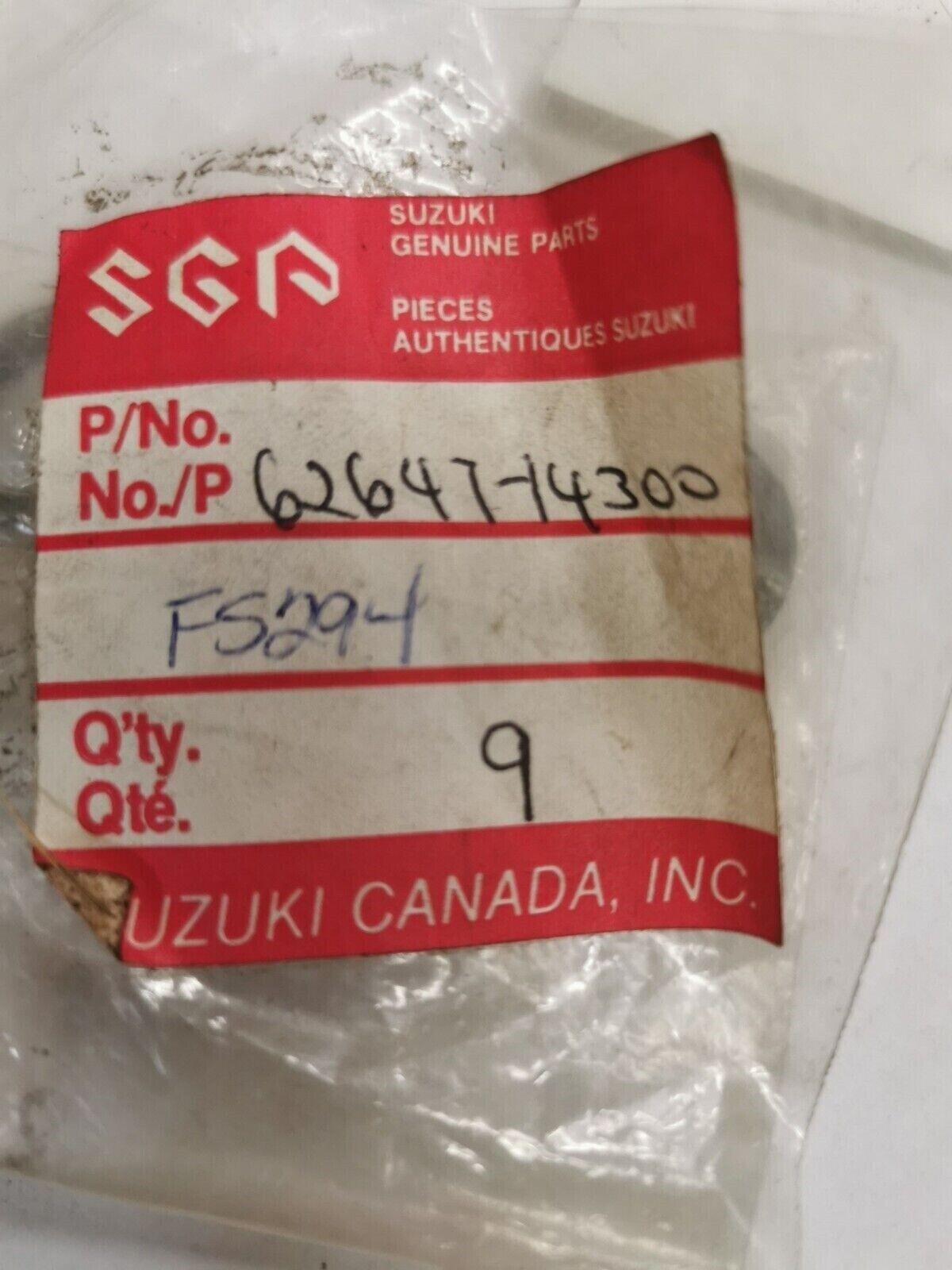 NOS SUZUKI RM125 RM250 RM500 1983 DUST SEAL 62647-14300 S27