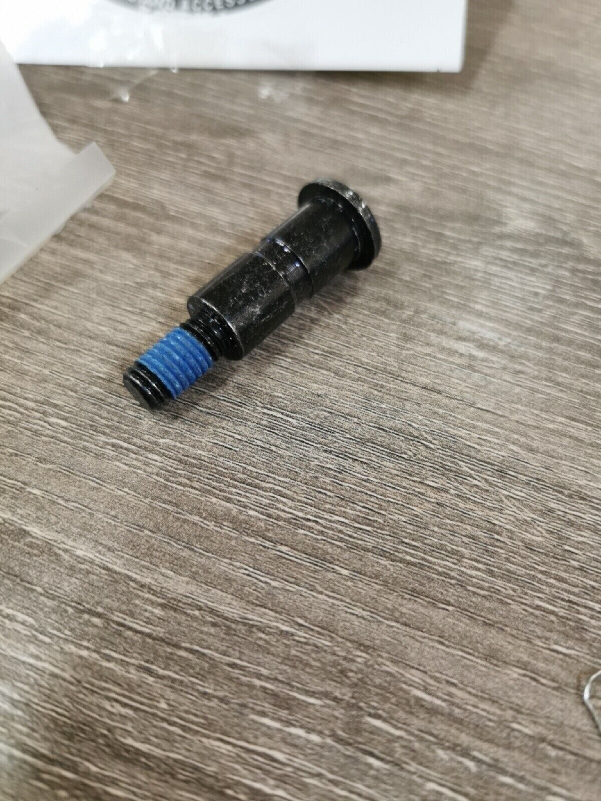 NEW NOS YAMAHA TTR250 1999 - 2006 BOLT 4GY-27217-10-00 Y51