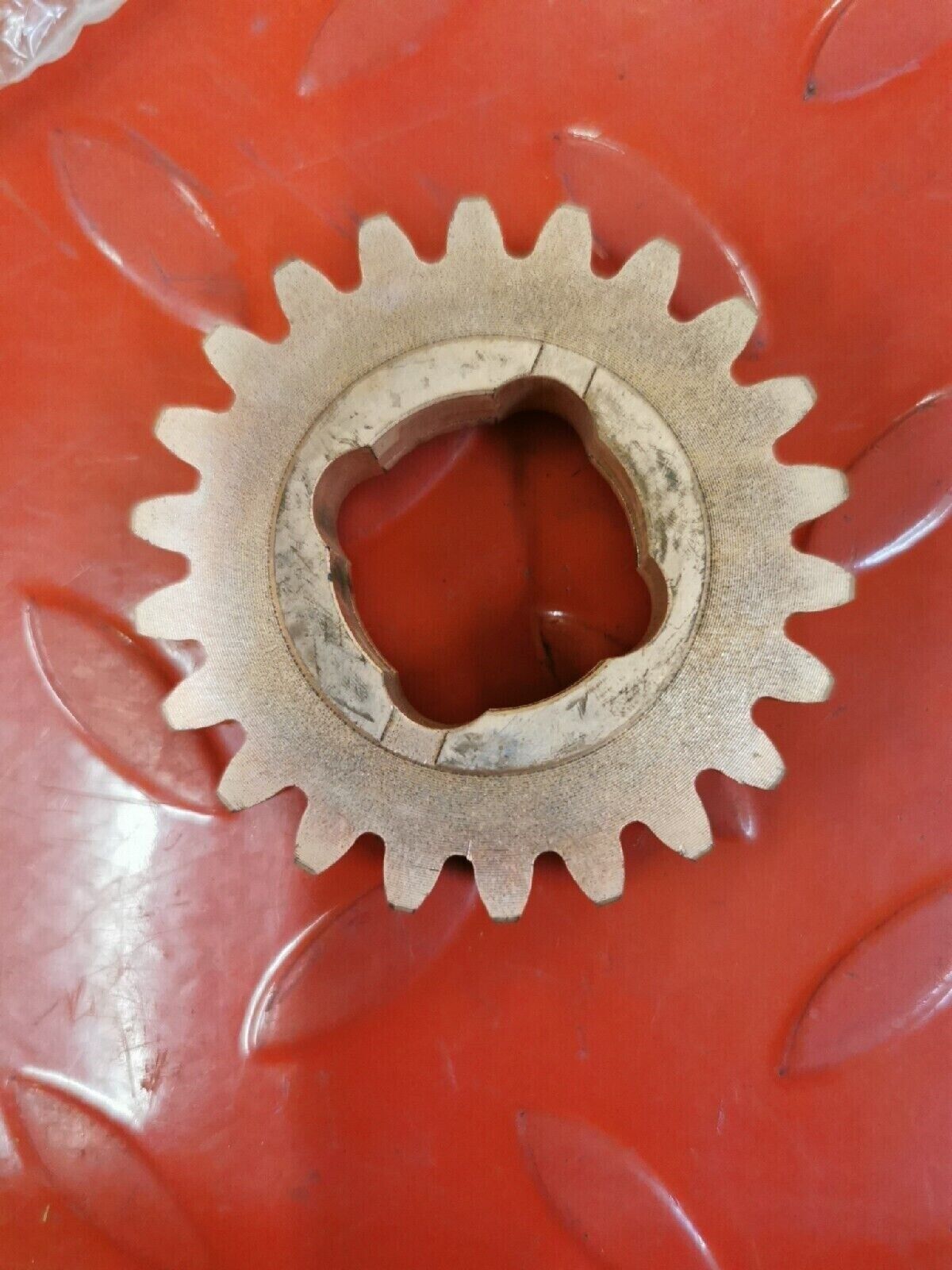 NOS SUZUKI TC125 1972 - 1976  GEAR  REDUCTION  24611-28200 S12