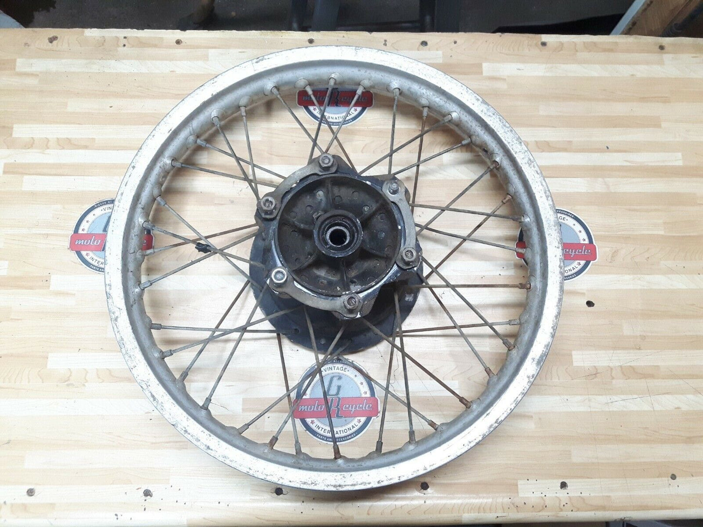 Yamaha DT250 1977 rear back wheel hub rim 1978 1979 1M1-25311-00-98