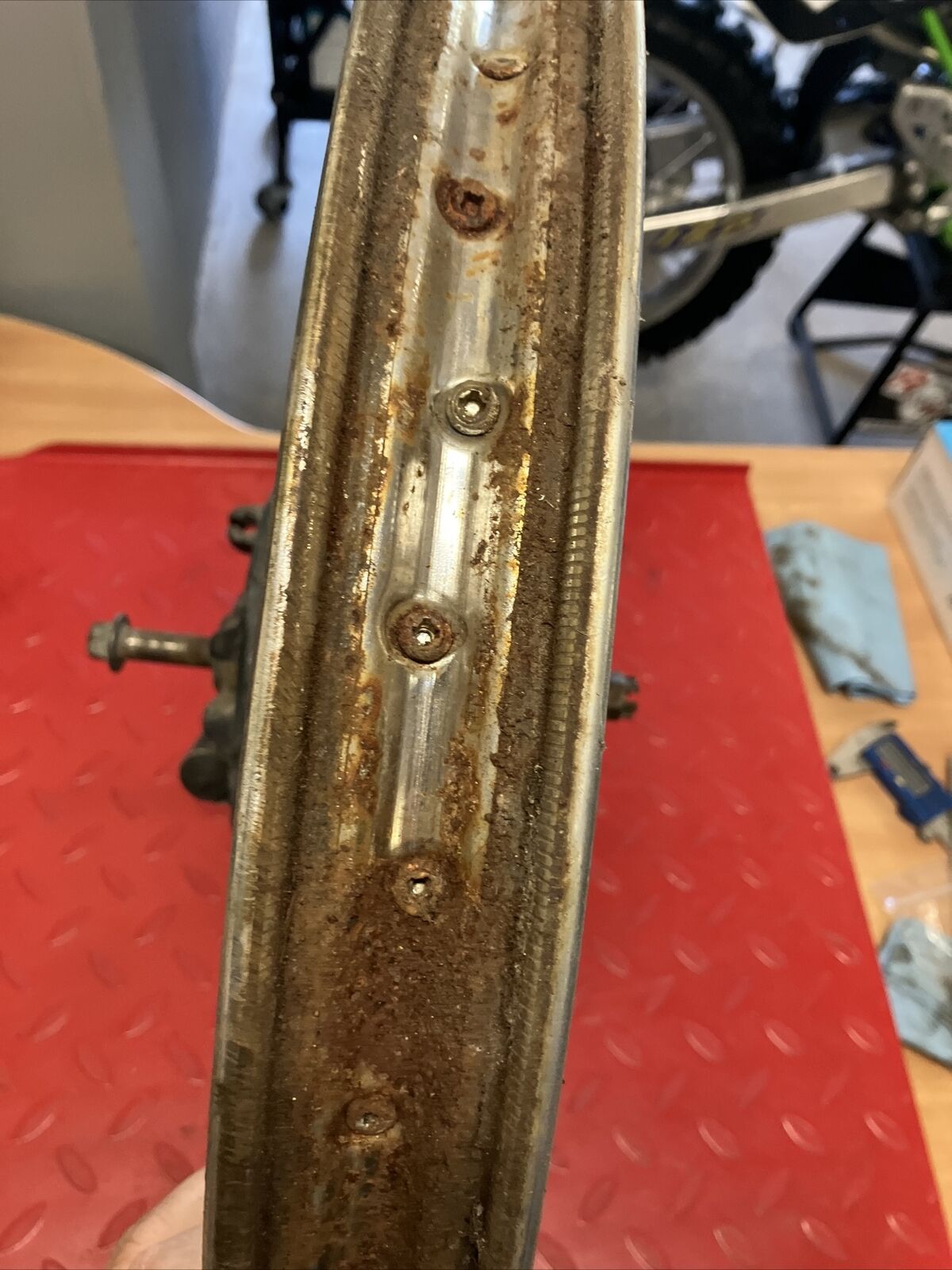 Honda XR100 1981 front wheel and brake panel