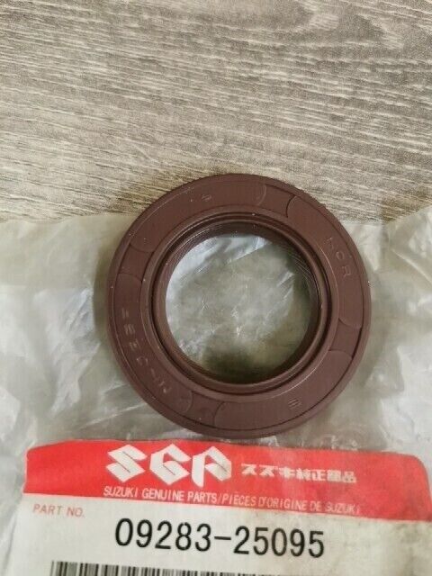 NOS SUZUKI AN125 AN125U LTA400F LTA500X LTA700X SEAL OIL 25X42X6 09283-25095 S53
