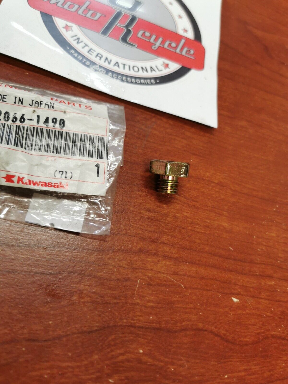 NOS Kawasaki KVF300 KVF400 PLUG 92066-1490 K25