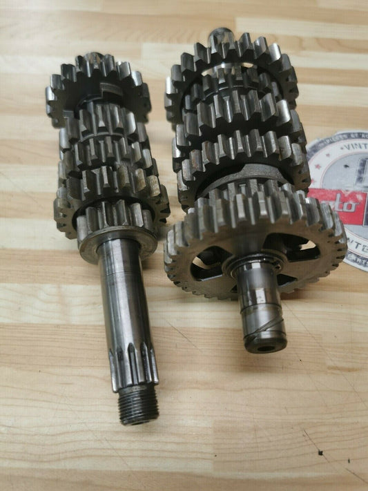 Yamaha YZ125 1985 transmssion mainshaft countershaft input output shaft gear