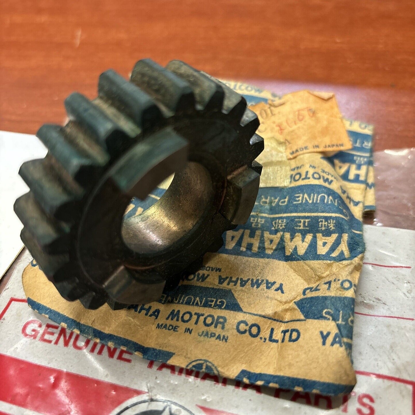 NOS Yamaha TX650 TX750 4TH PINION GEAR 256-17141-01-00 SUB 256-17141-00-00 Y172