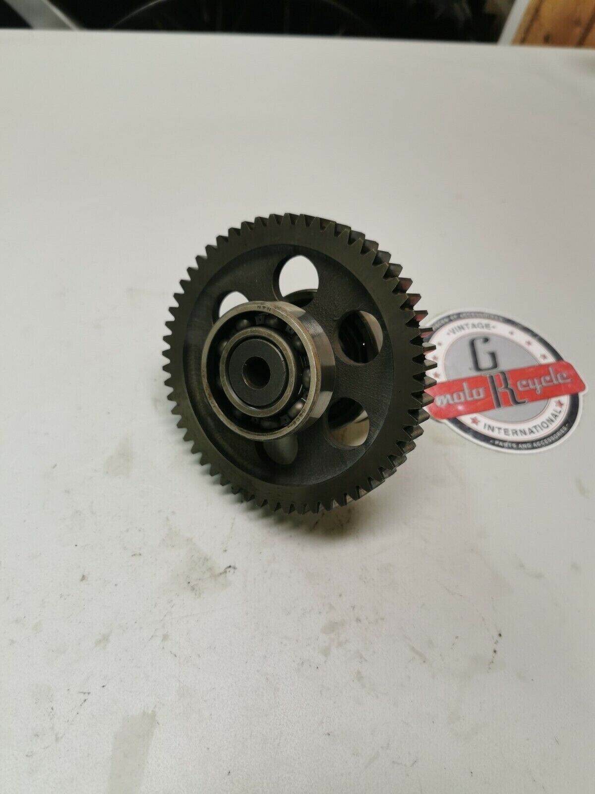 Honda CB750K 1974 final driven shaft output front sprocket gear 23520-300-030