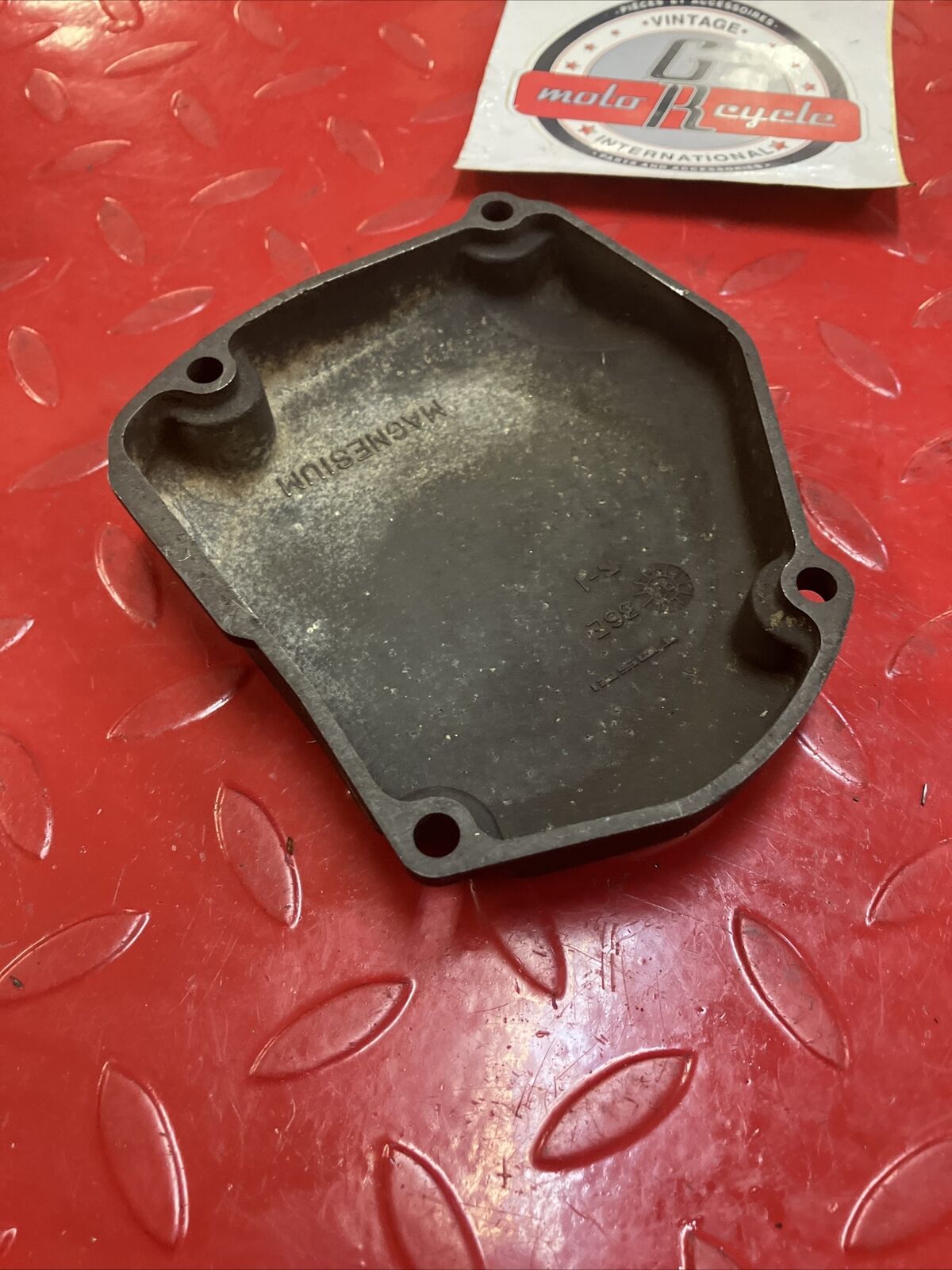 Suzuki RM125 1999 left crankcase stator cover 1998 - 2008