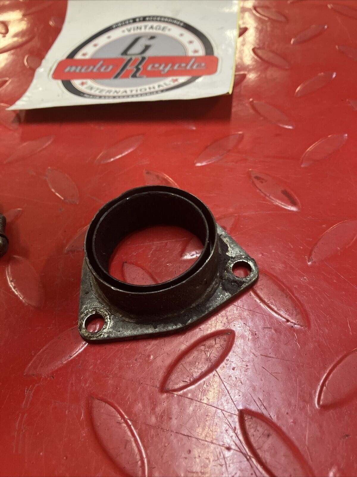 Suzuki RM125 1980 exhaust manifold pipe flange