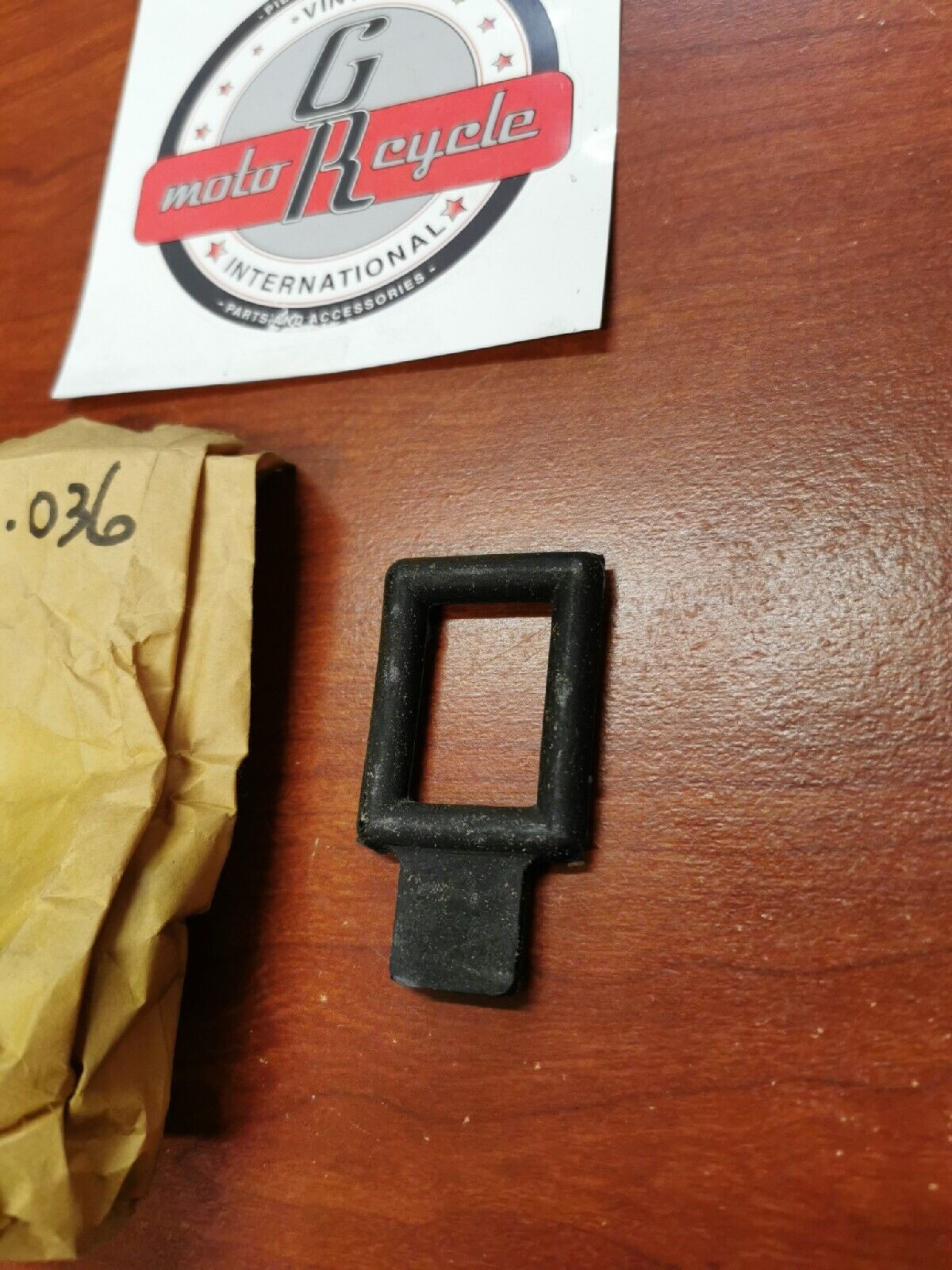 NOS Kawasaki KD80 KM100 FUEL TANK BAND 92072-036 K25