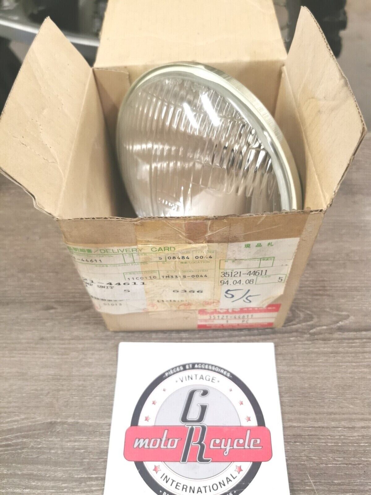 NOS SUZUKI GS400 GS450 LAMP 35121-44611 S22