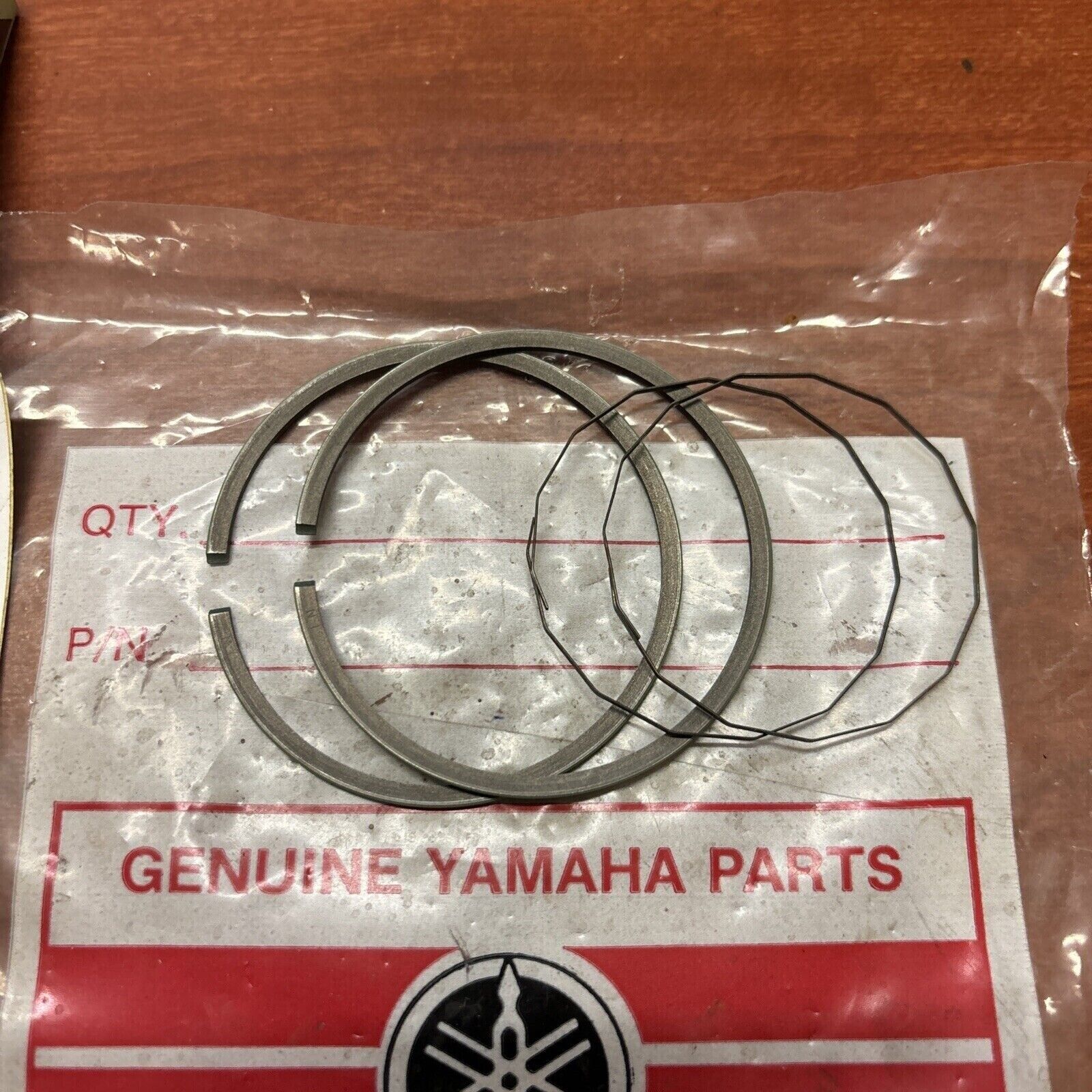 NOS Yamaha AT1 DS6 PISTON RING O/S 0.50 248-11601-20-00 SUB 479-11601-20-00 Y174
