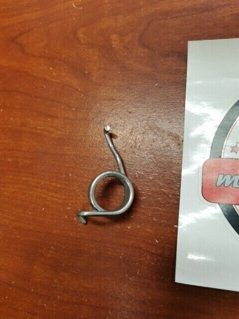 NOS Yamaha DT100 DT125 DT1C DT250 DT400 TY250 SPRING 90508-26139-00 Y111