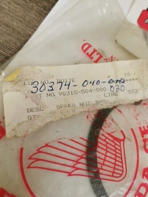 NOS HONDA C50 1969 C50Z 1977 GASKET POINT COVER 30374-040-010 H100