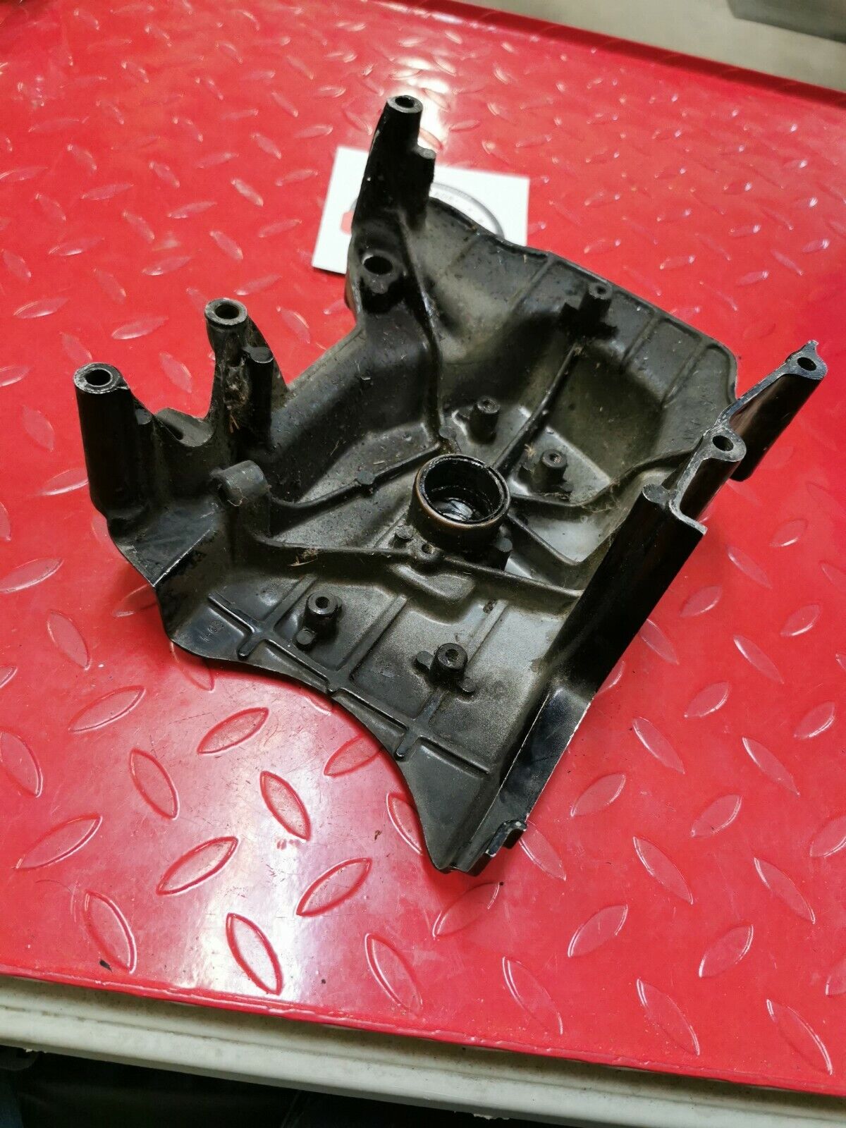 Kawasaki KZ550H GPZ550 KZ GPZ 550H 1982 1983 left crankcase cover chain guard