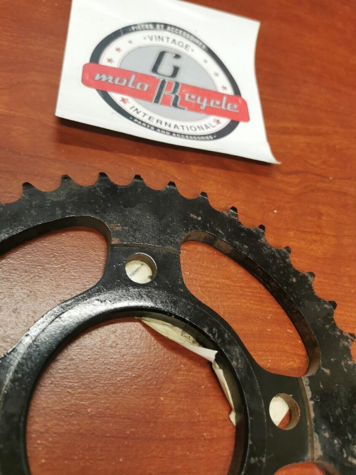 NOS Yamaha 1978 1979 XS400 REAR DRIVE SPROCKET 39T 1J3-25439-20-00 Y89