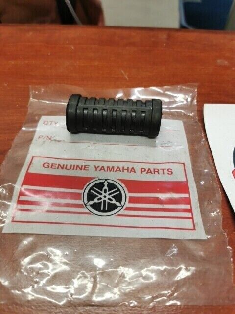NOS Yamaha AT1 AT2 CT1 DT125 DT1 RT1 KICK LEVER COVER 214-15618-00-00 Y124