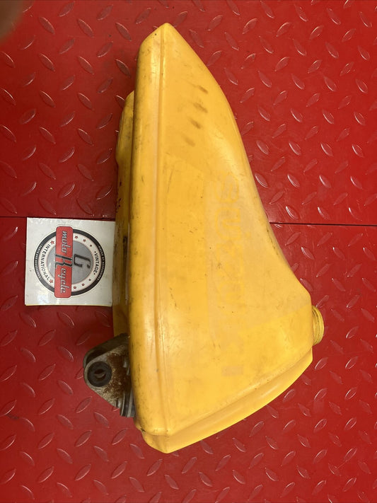 Suzuki RM125 1979 fuel tank gas petrol reservoir 2