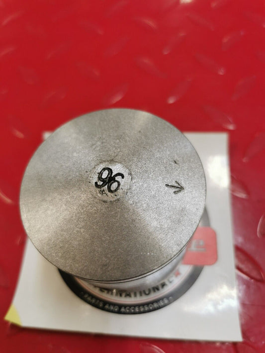 NOS Yamaha GPX338 GPX433 PISTON STD 879-11631-00-96 Y27