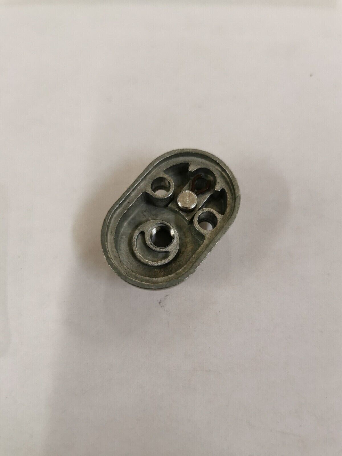 NOS PUCH BOMBARDIER MAXI CARBURATOR CAP COVER 773-490-122 P3