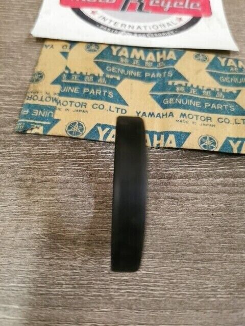 NOS YAMAHA JT1 JT2 MJ2 1963 1964 YG5S YA6 YGS1 OIL SEAL 93103-28012-00 Y150