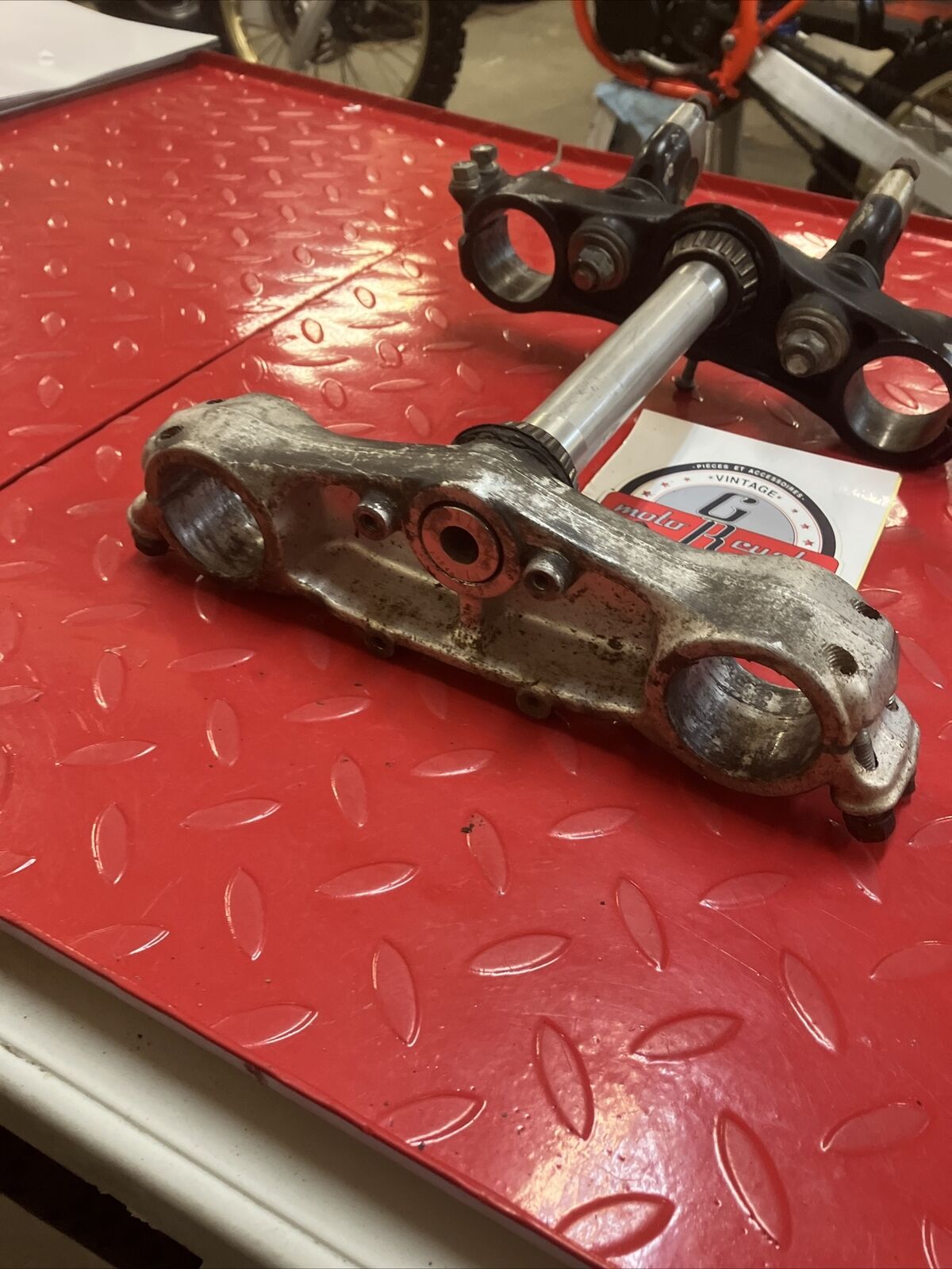 Honda CR250R 1984 steering stem triple clamp tree 53200-KA4-730 CR125R CR500R