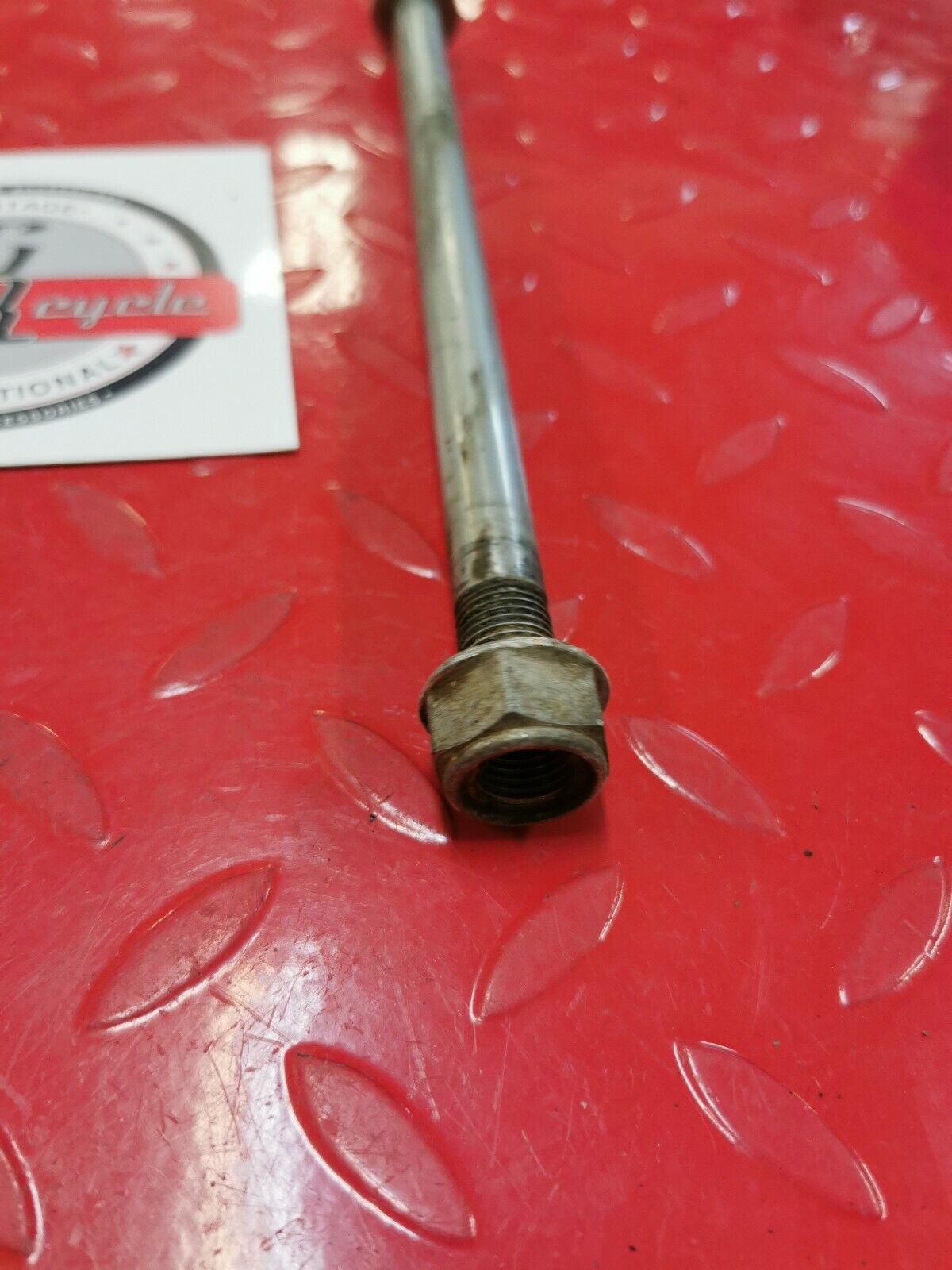Honda XR200R 1987 swingarm rear swinging arm pivot bolt axle shaft