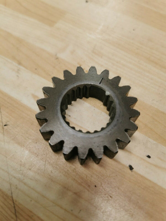 Honda XR250R 1987 primary drive gear crankshaft