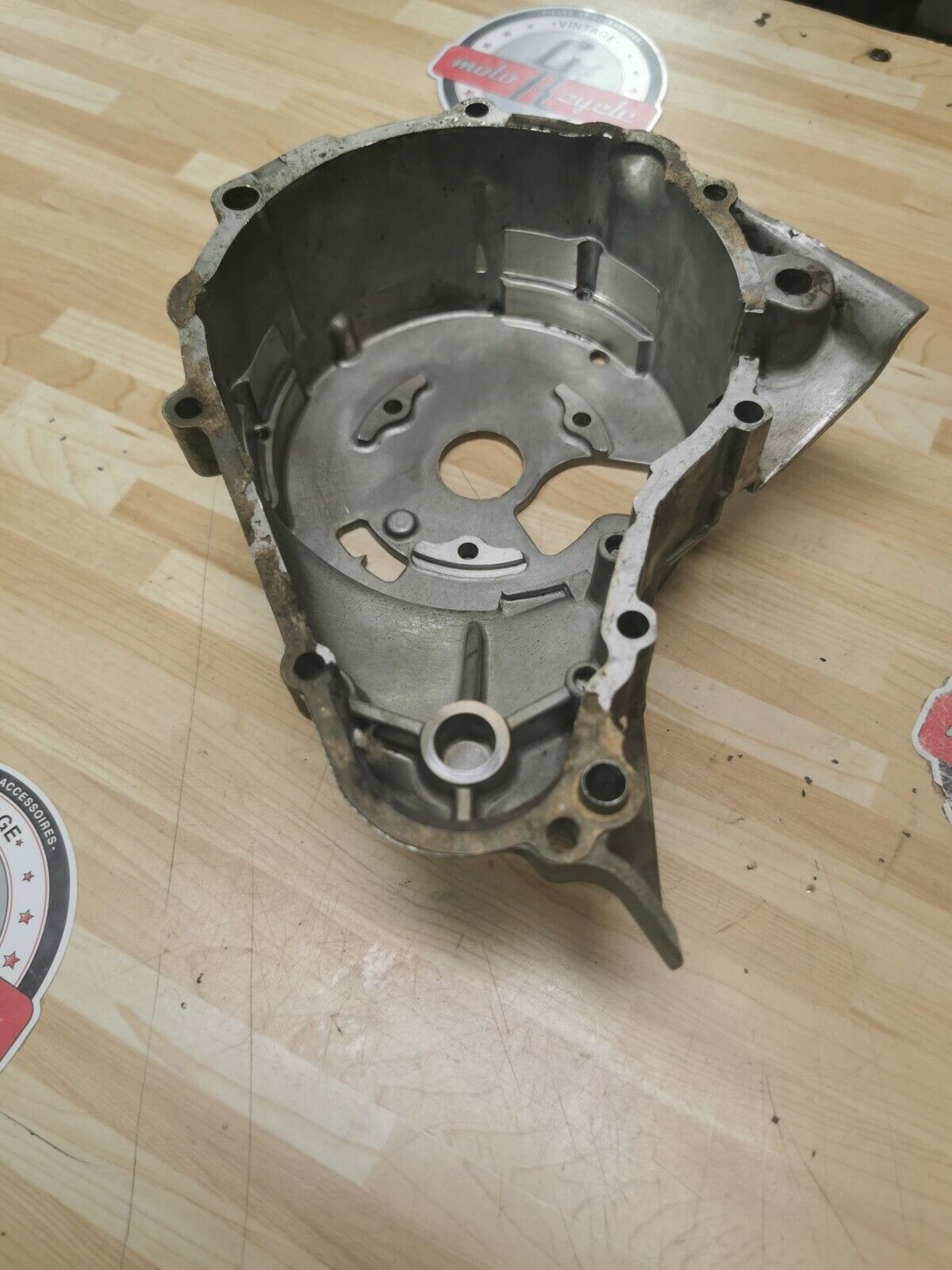 Yamaha XS400S 1982 left crankcase stator inner cover