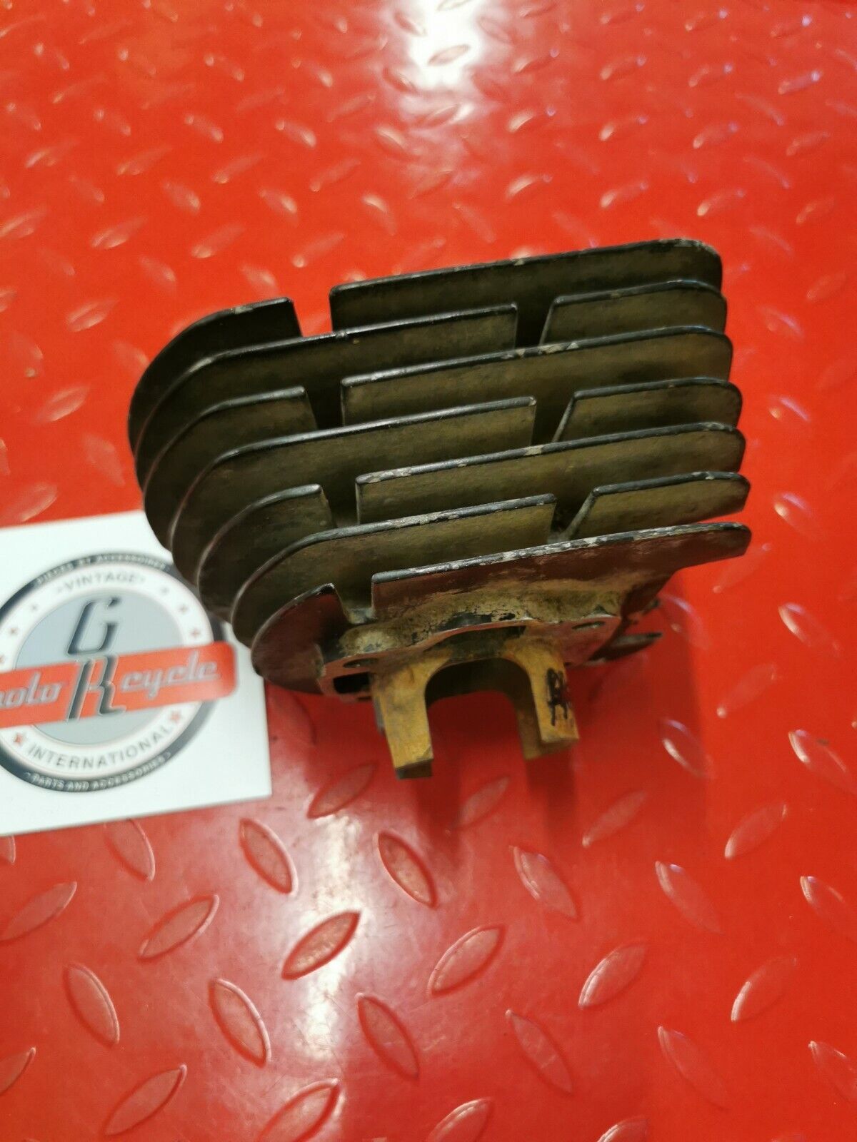 Kawasaki G4TR 1970 1971 1972 1973 cylinder jug barrel T