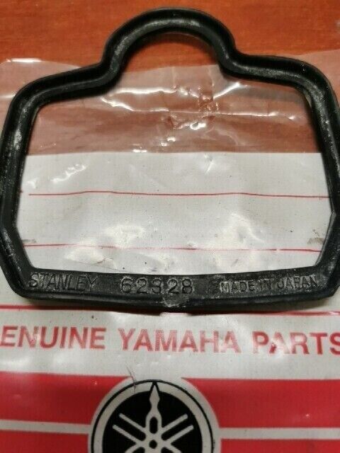 NOS Yamaha AT1 CT1 DT1 YR2 HEADLIGHT - TAILIGHT LENS GASKET 168-84712-60-00 Y126