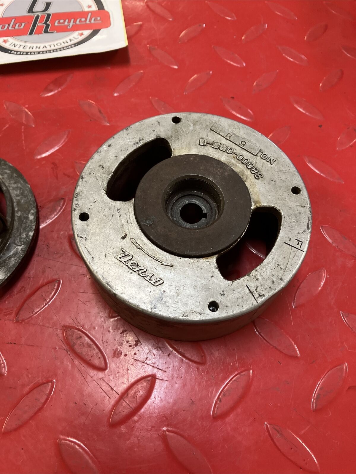 Honda C105 C105T CA105T Trail 55 stator flywheel magneto 31100-001-100