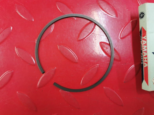 NOS Yamaha 1974 1973 1972 MX360 YZ360 RING PISTON 322-11611-00 Y27