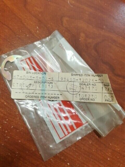 NOS Yamaha 1974 GP246F E-TYPE CIRCLIP 93430-12026-00 Y136
