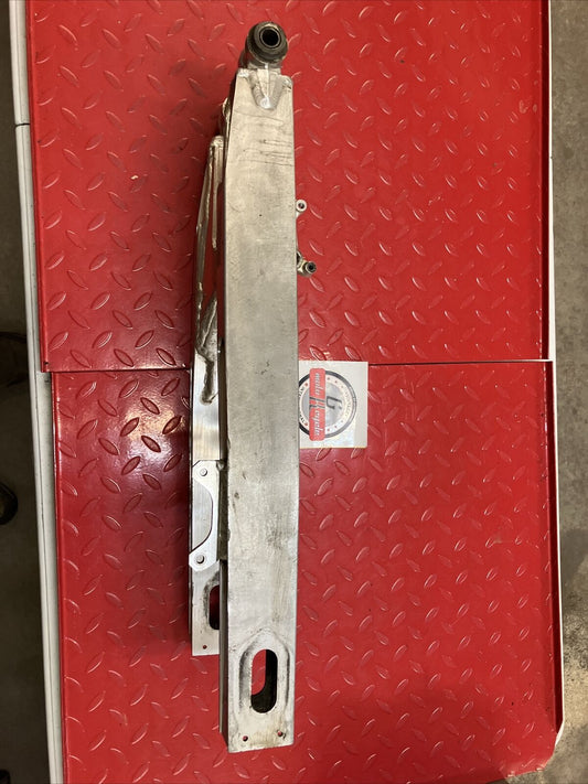 Honda CR250R 1986 swingarm rear swinging arm CR125R