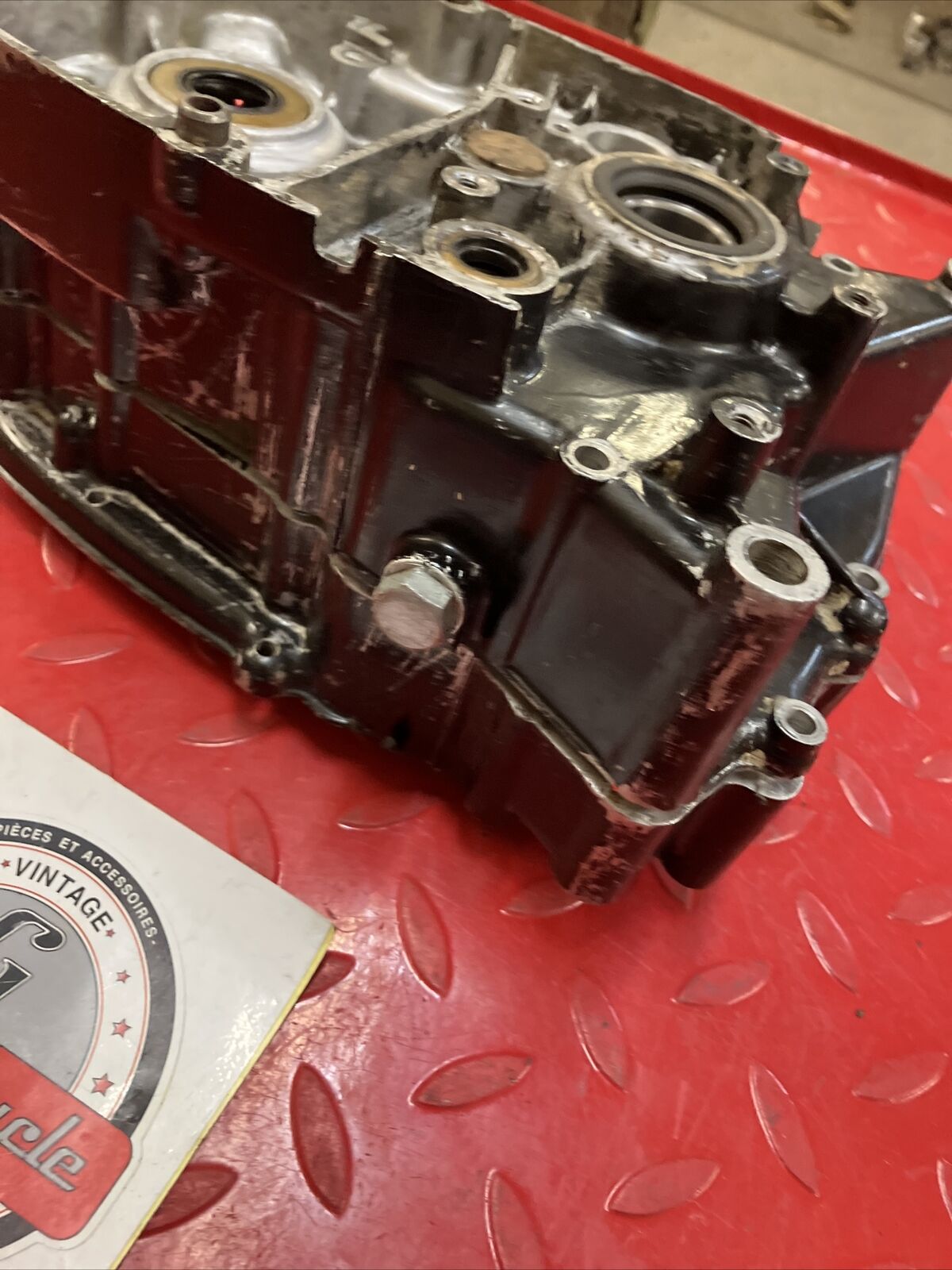 Kawasaki G4TR 1972 left right crankcase 1970 1971 1973