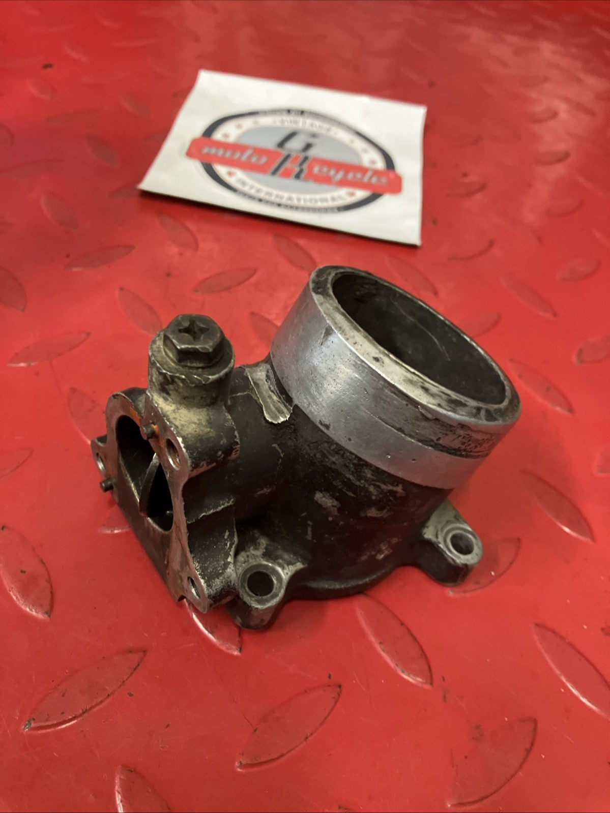 Honda CR250R 1984 Cylinder exhaust manifold atac sub chamber