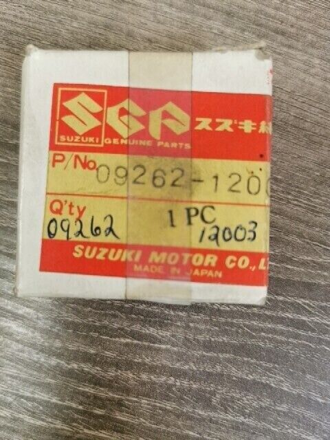NOS SUZUKI RG500 RM125 1981 - 1984 RM250 BEARING 09262-12003 S49