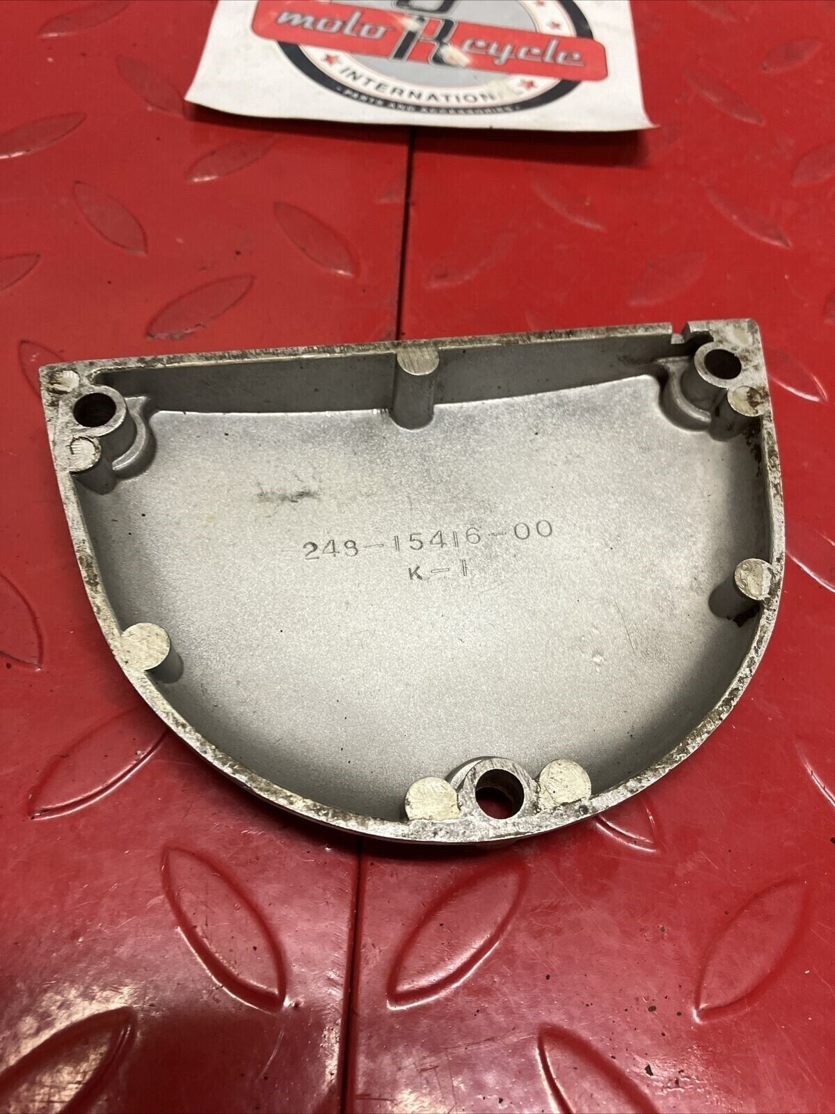 Yamaha HT1 MX 1971 right crankcase oil pump cover