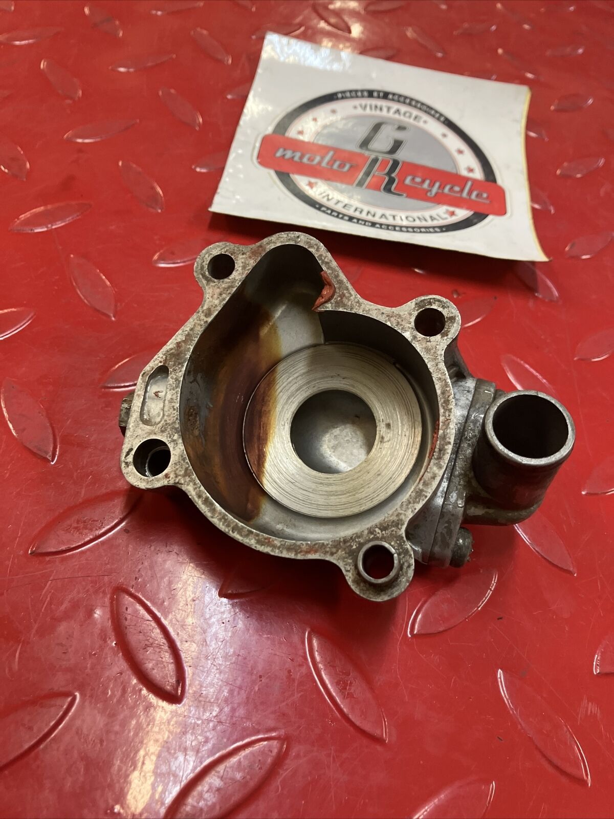 Suzuki RM125 1985 water pump waterpump cover 1981 1982 1983 1984