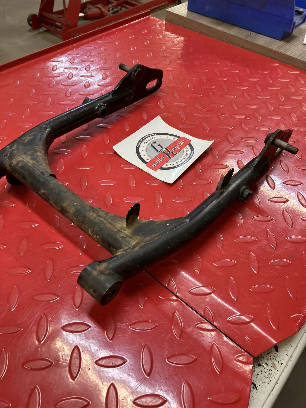 Suzuki RV90 1976 swingarm rear swinging arm 1973 - 1977