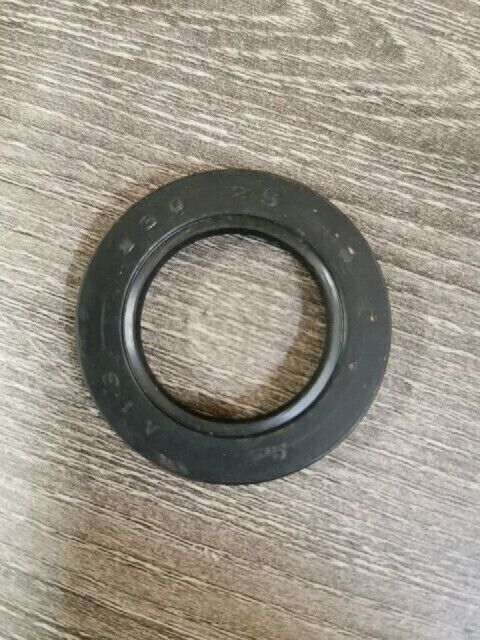 NOS YAMAHA DT80 FS1 1969 FS1DX FZ09HR FZ07GB OIL SEAL 93102-25017-00 Y145