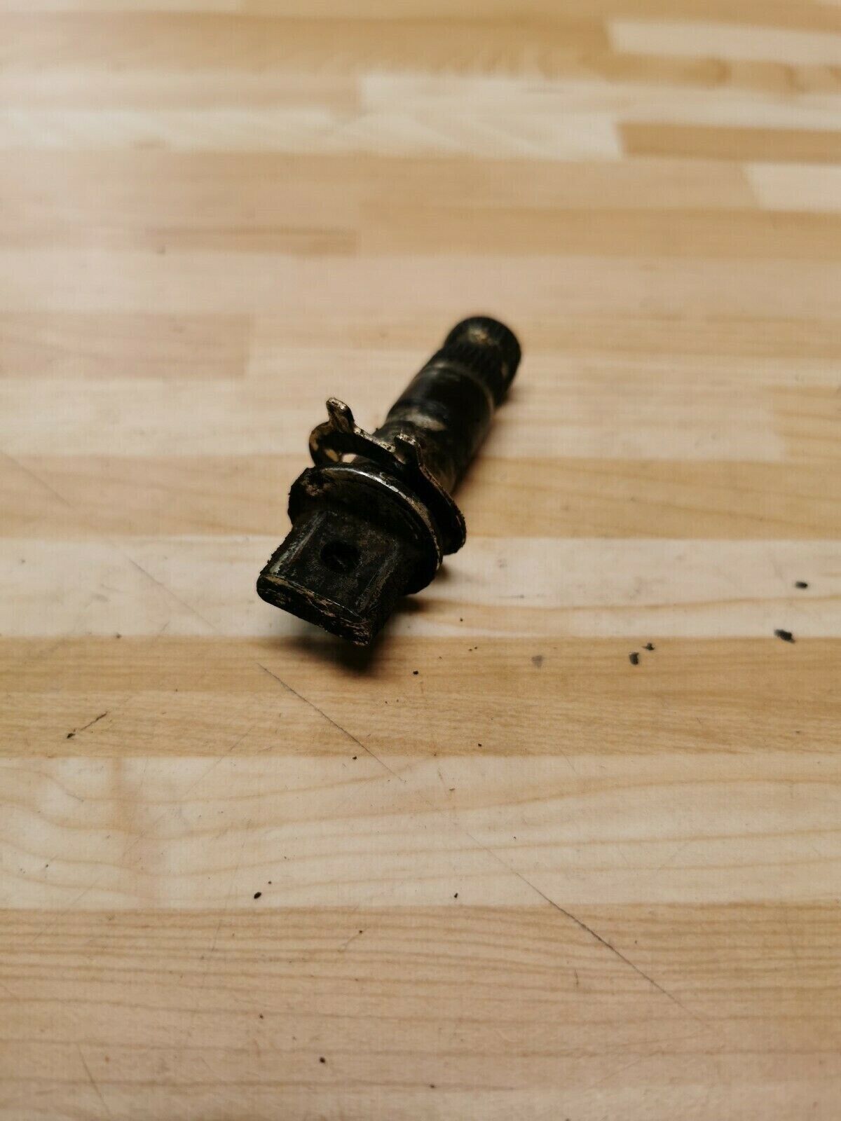 Honda CR125R 1983 front brake panel drum hub plate cam