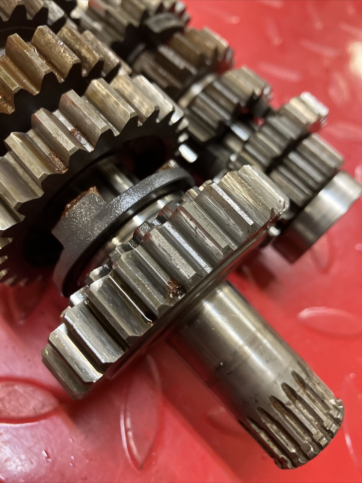 Suzuki RM125 1985 transmission mainshaft counterhsaft main counter shaft gear 2