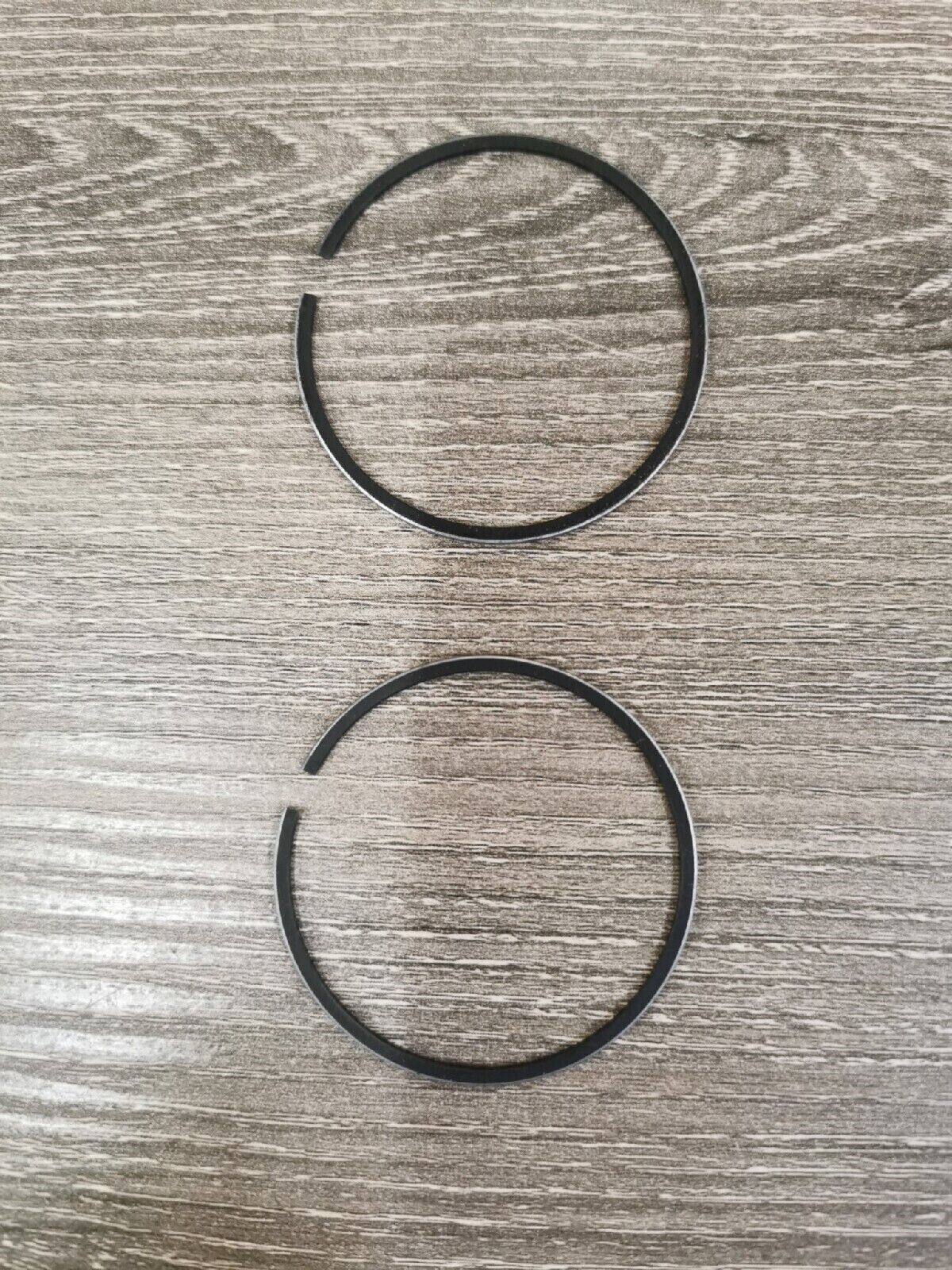 NOS YAMAHA YZ80 1974 - 1982 PISTON RING SET 0.25 5T8-11601-10-00 Y51
