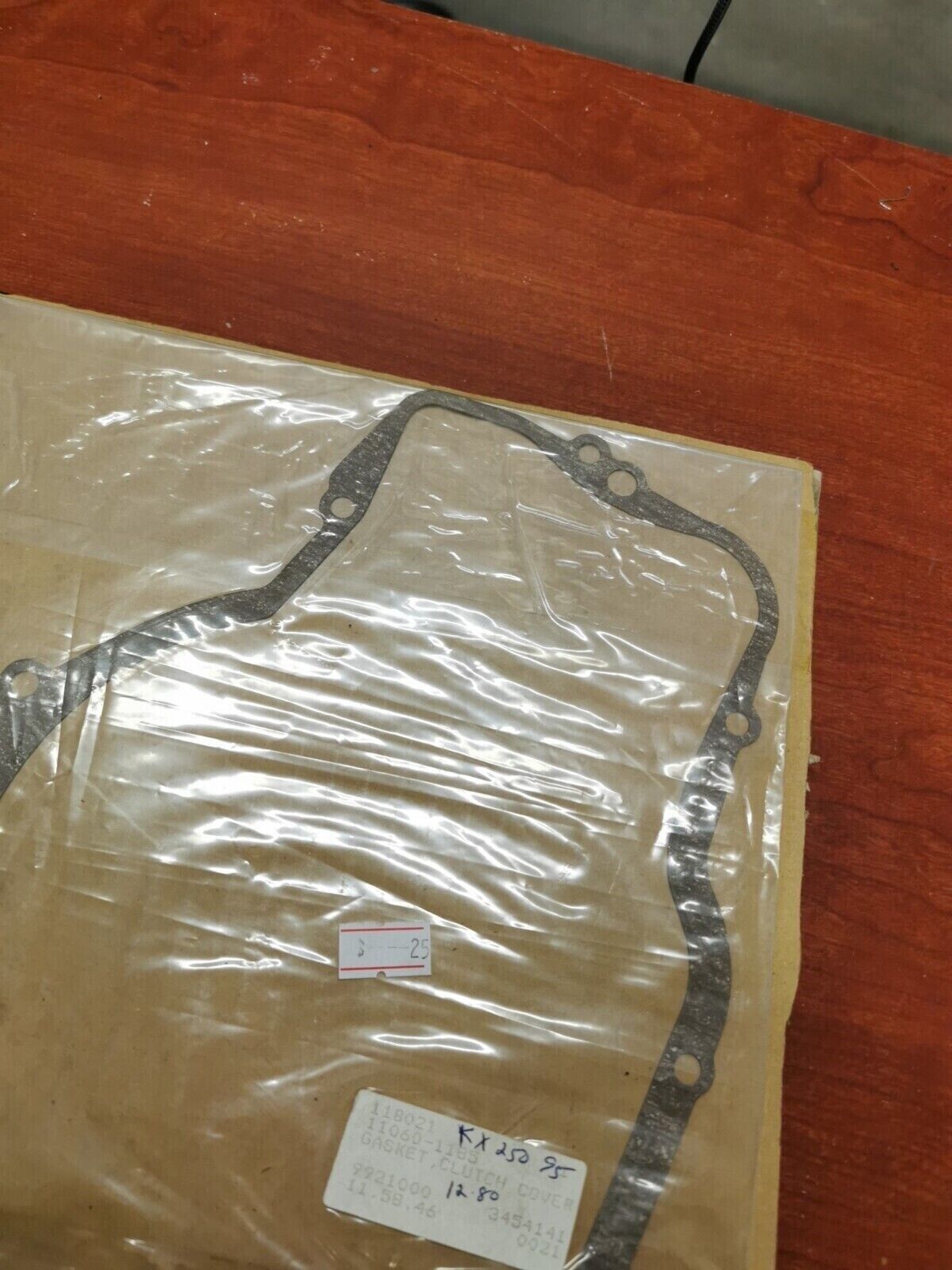 NOS Kawasaki 1992 - 1996 1998 KX250 CLUTCH COVER GASKET 11060-1185 K36