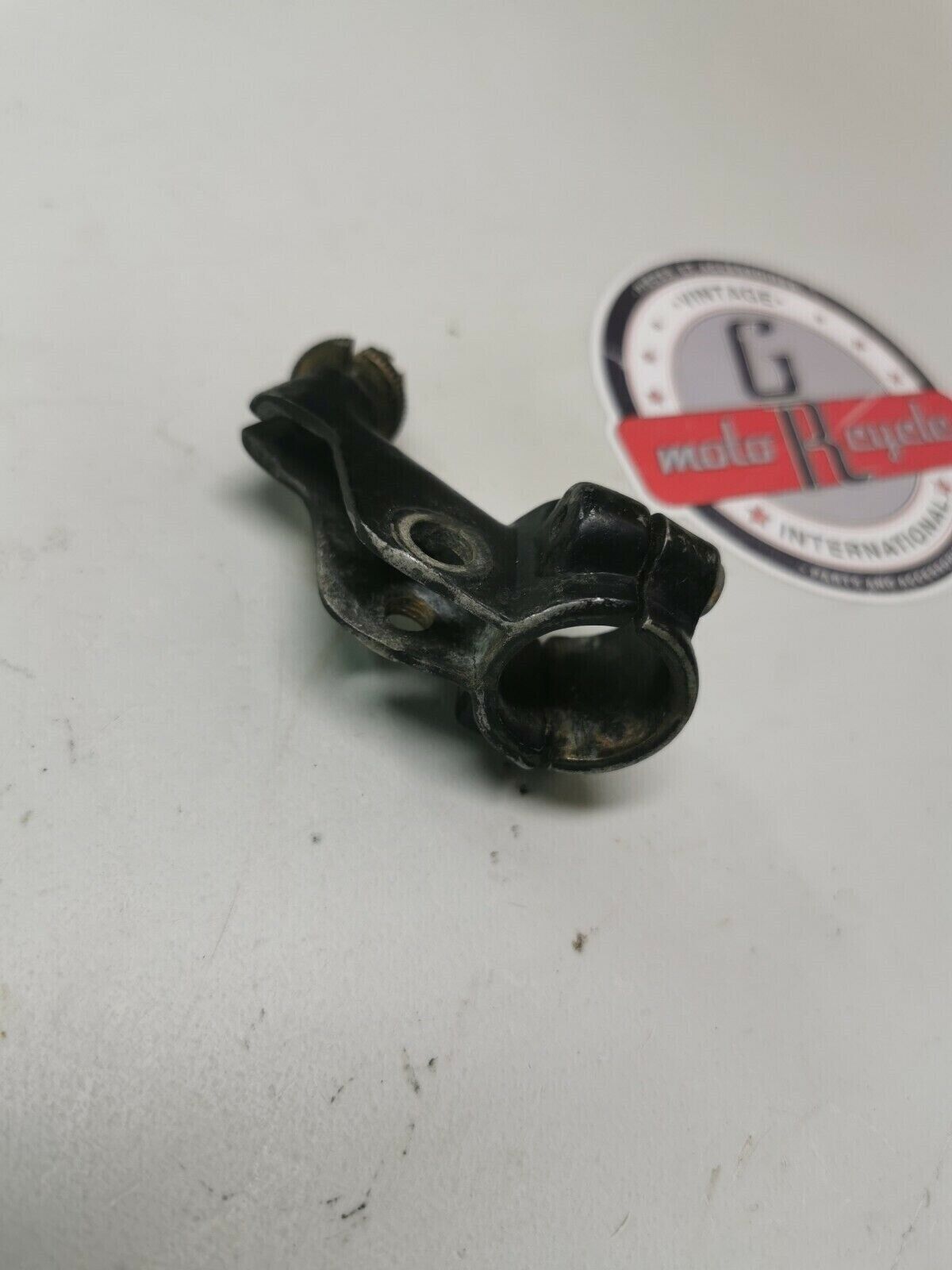 Suzuki RM125 1984 left handle handlebar lever clutch perch holder